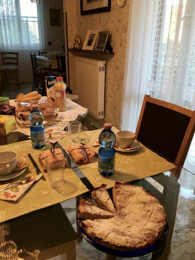 Bed and Breakfast Il Nido Della Rondine Leivi Екстер'єр фото
