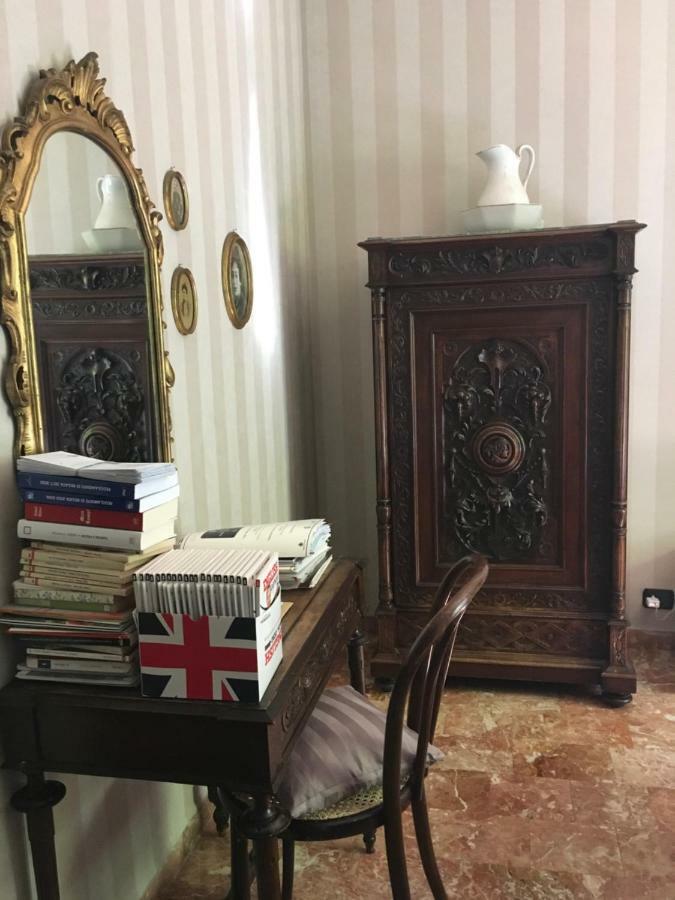 Bed and Breakfast Il Nido Della Rondine Leivi Екстер'єр фото