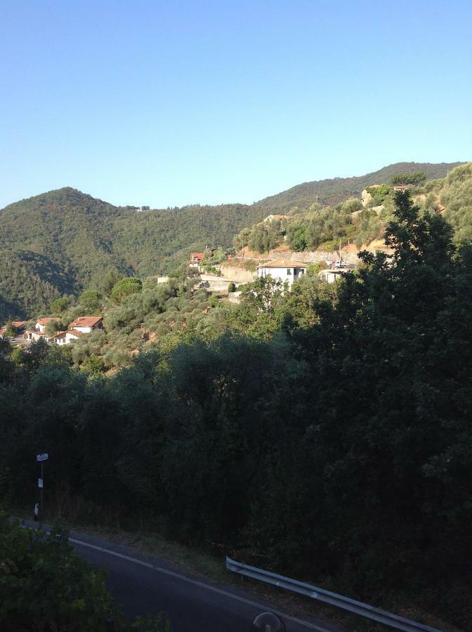 Bed and Breakfast Il Nido Della Rondine Leivi Екстер'єр фото
