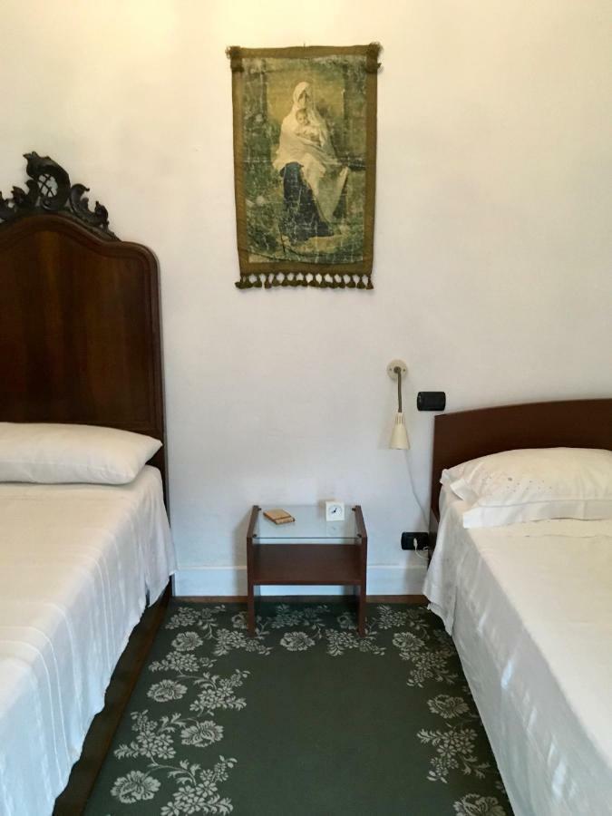Bed and Breakfast Il Nido Della Rondine Leivi Екстер'єр фото