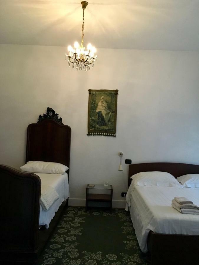 Bed and Breakfast Il Nido Della Rondine Leivi Екстер'єр фото