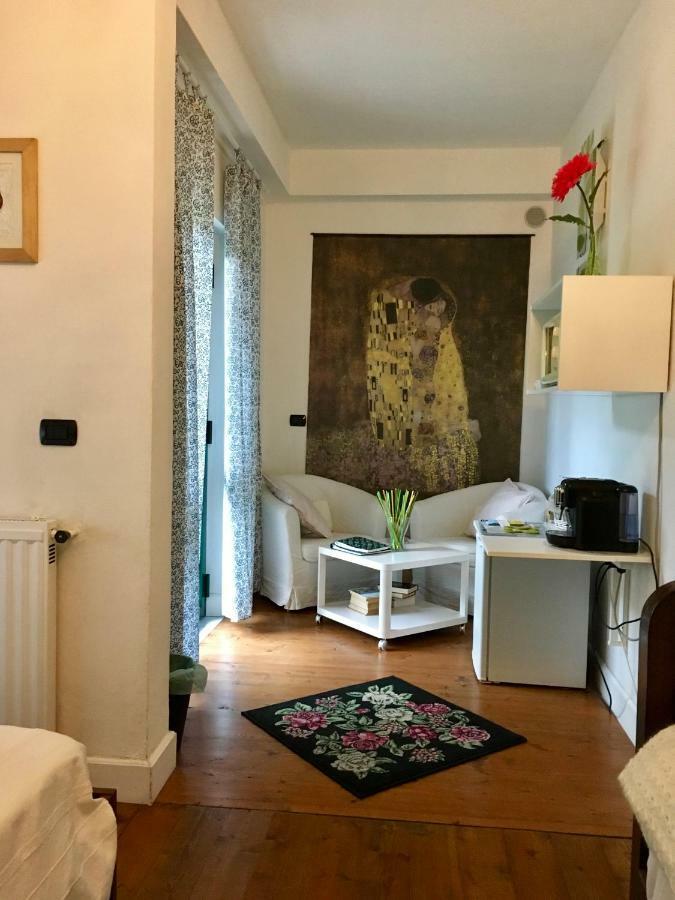 Bed and Breakfast Il Nido Della Rondine Leivi Екстер'єр фото
